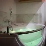 شقة L'arcade Secrete Climatise, Jacuzzi, Borne D'arcade Centre