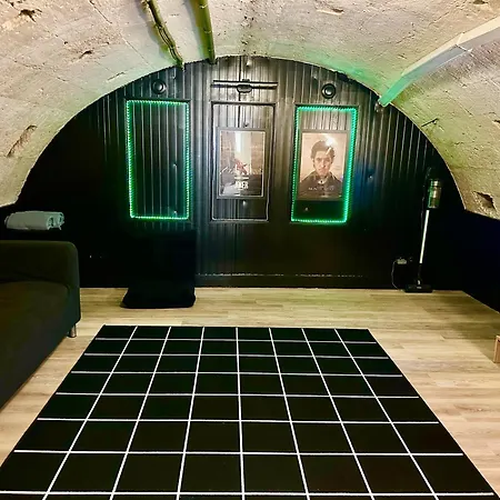 L'arcade Secrete Climatise, Jacuzzi, Borne D'arcade Centre