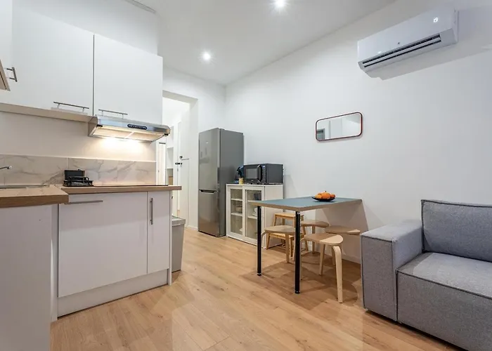 Apartment L'arcade Secrete Climatise, Jacuzzi, Borne D'arcade Centre