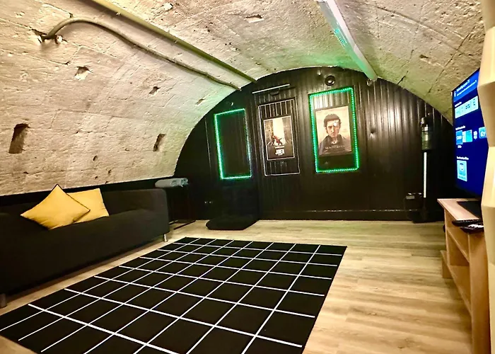 L'arcade Secrete Climatise, Jacuzzi, Borne D'arcade Centre Apartment *